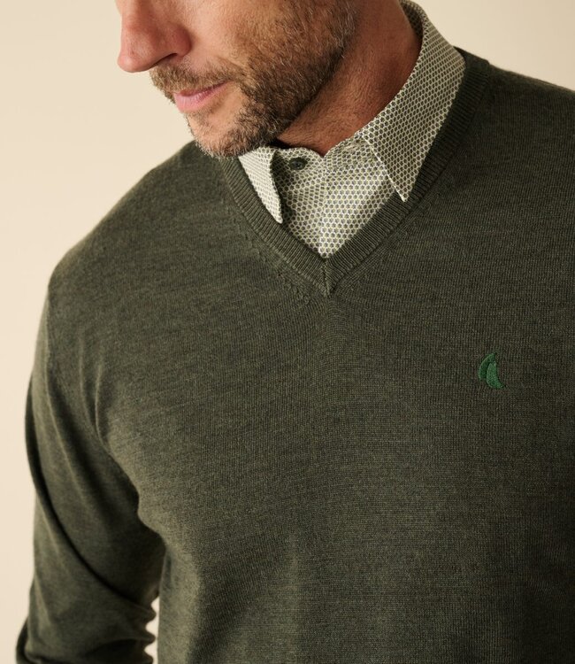 V-hals trui - merino olive 1