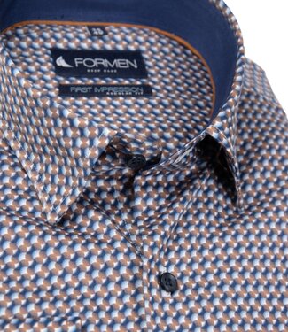 FORMEN Camel hemd met all-over print poplin