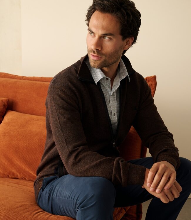 Heren cardigan met rits en zakken tobacco 1