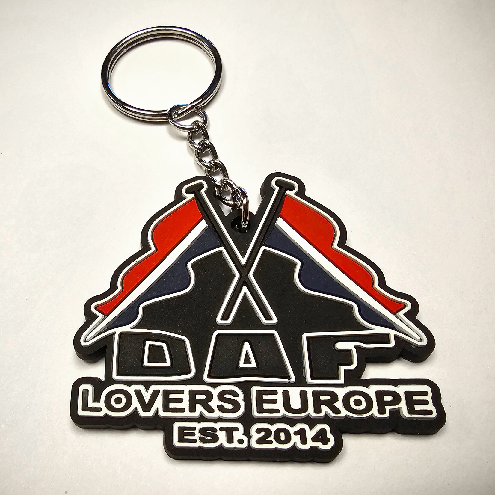 ONLY WAY IS DUTCH DAF Lovers Europe Sleutelhanger + Pin