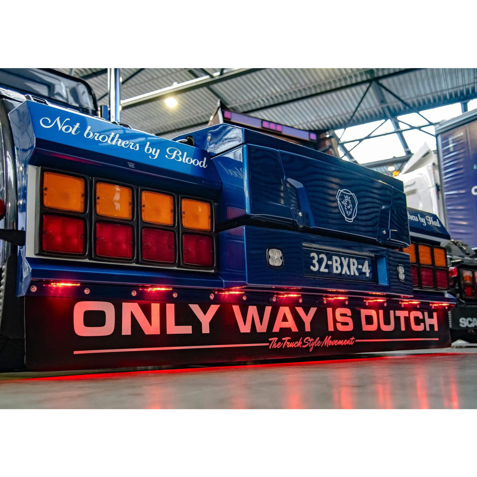 ONLY WAY IS DUTCH Only Way Is Dutch Mudflap