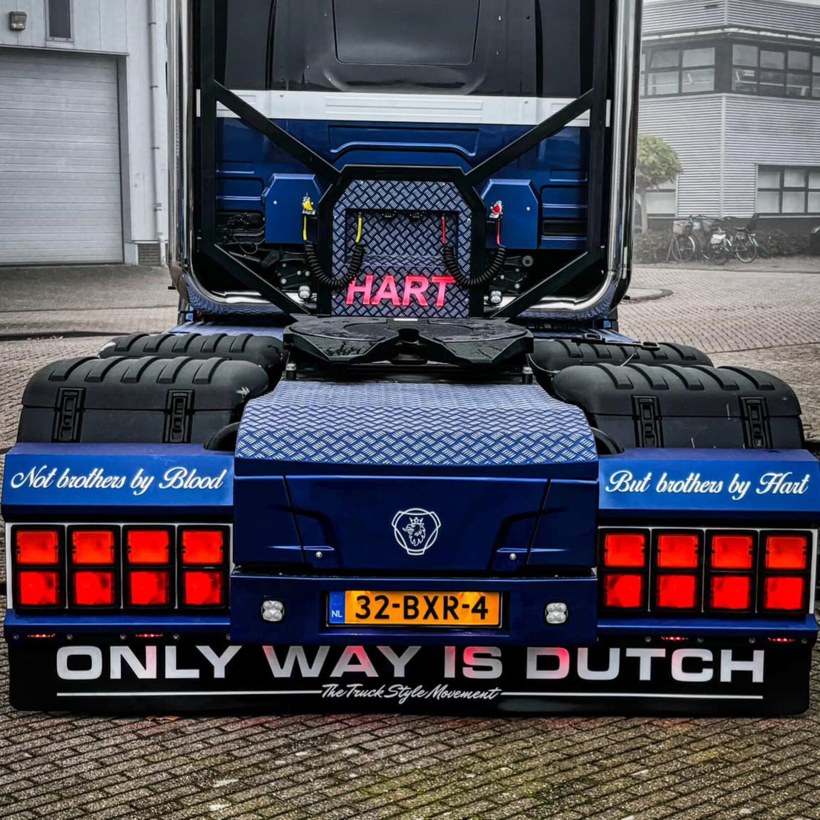 ONLY WAY IS DUTCH Only Way Is Dutch Mudflap