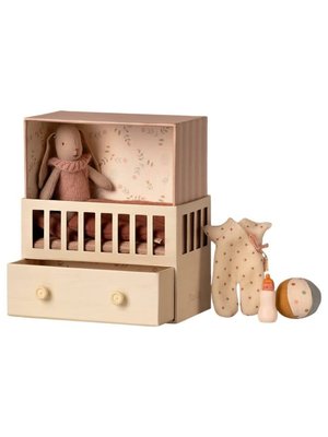 maileg Baby room w. rabbit