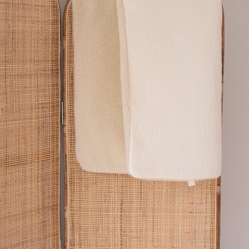 coco & pine Rene off white teddy blanket