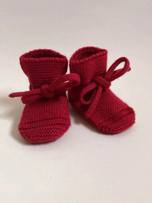 hvid CHRISTMAS EDITION: BOOTIES CRANBERRY 0-9m