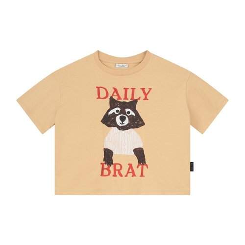Daily Brat Smizing racoon t-shirt sand Daily Brat Smizing racoon t-shirt sand
