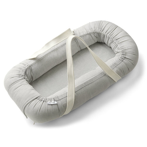 liewood Gro Babylift / Baby nest - Y/D stripe: Sea blue/white liewood Gro Babylift / Baby nest - Y/D stripe: Sea blue/white