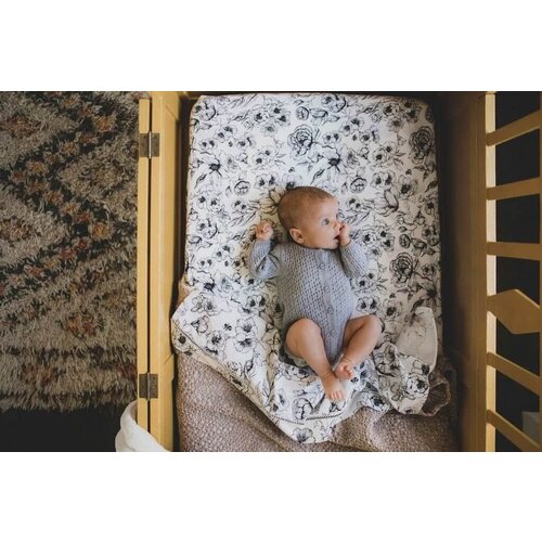 mies & co Subtile honeycomb blanket toddler bed Blossom Powder 100x140cm