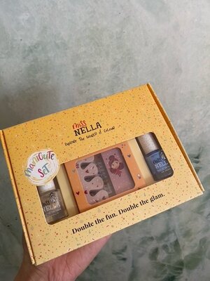 miss nella Manicute set  nail polish bluebell/iftheshoefits and nail kit