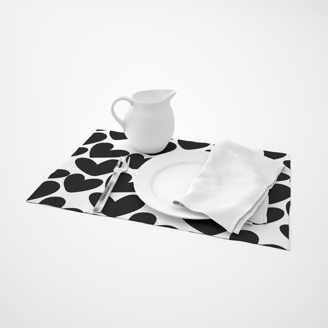 Placemat | Black hearts