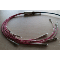 Prefab glasvezelkabel, OM4, 4v, Outdoor PE zwart, LC/PC met beschermslang, 82m