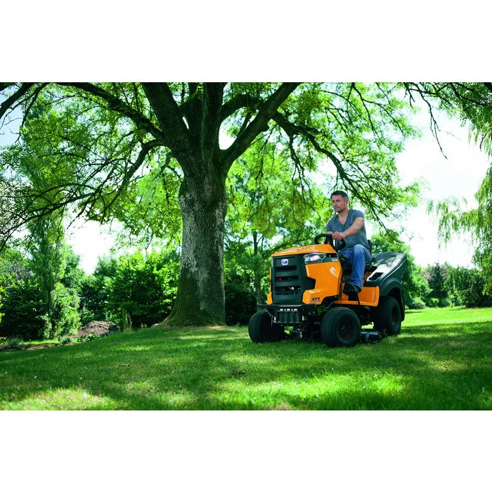 Cub Cadet Zitmaaier Cub Cadet XT1 OR106