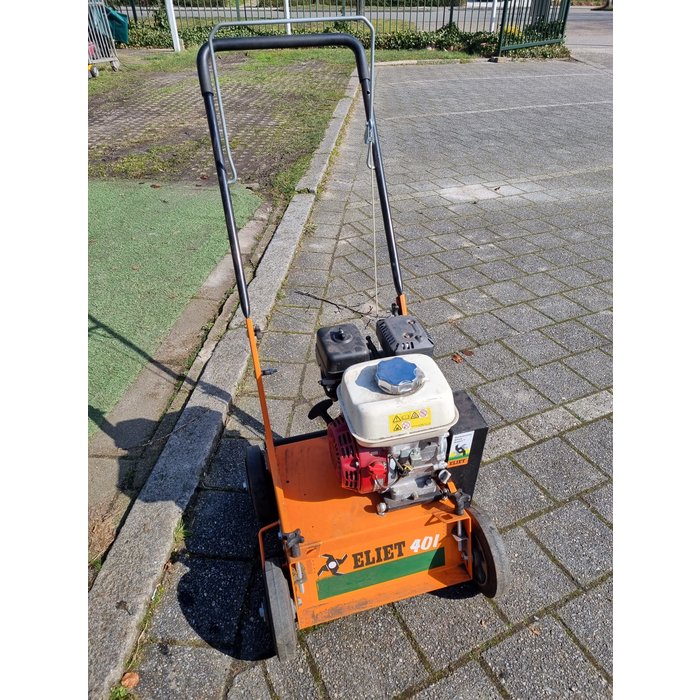 Eliet Benzine Verticuteermachine