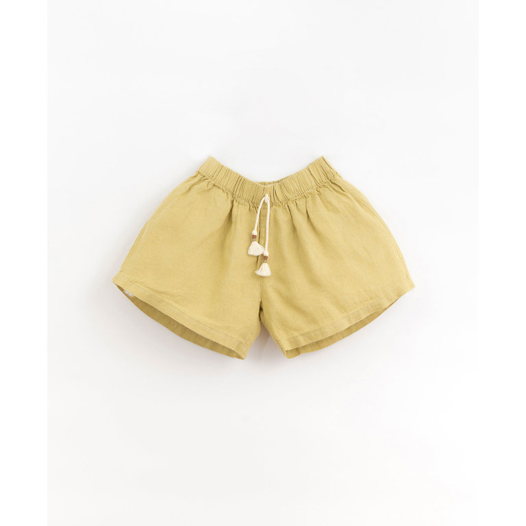 PLAY UP Linen shorts | Moringa