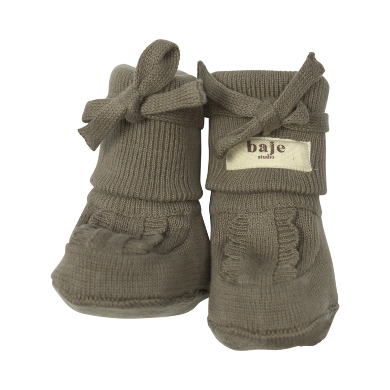 Baje Studio Foul | Knitted Booties | Taupe