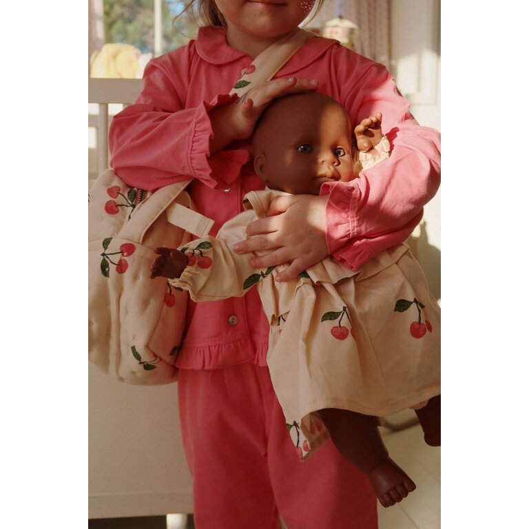 Konges Sløjd Konges Sløjd poppenkleertjes kind Doll Clothes Sets GOTS Ma Grande Cerise Pink (beige roze met kersenprint)