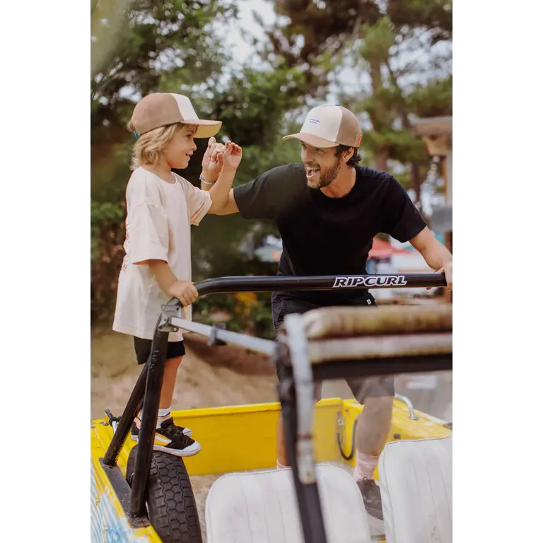 Hello Hossy  Hello Hossy | Baseball Pet | Mini Iced Coffee