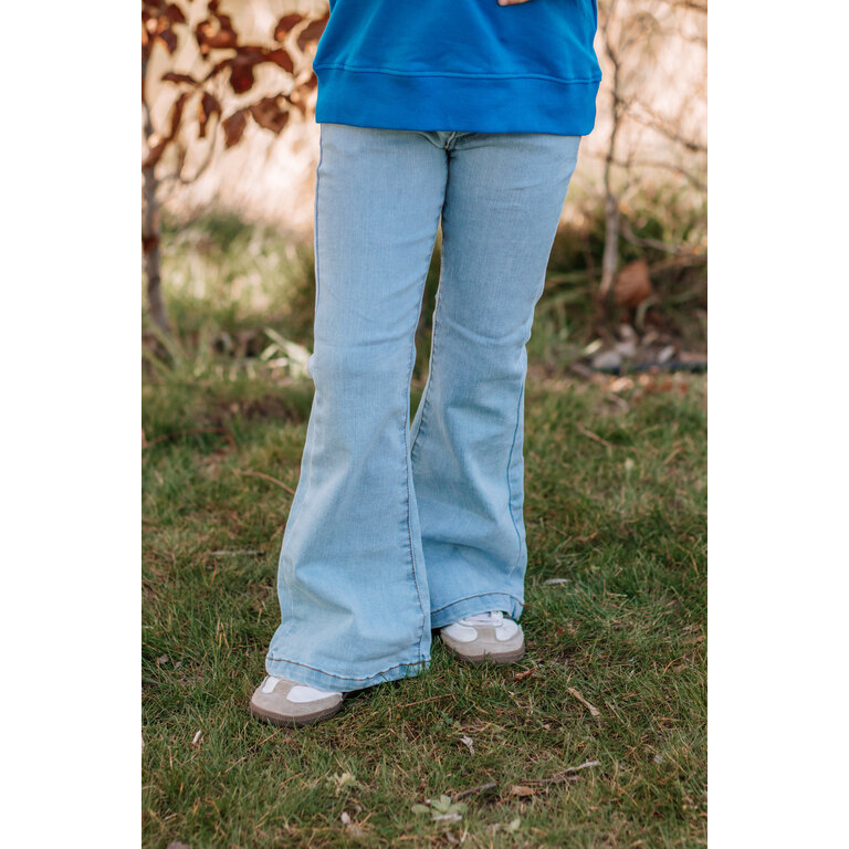 The New Laflared Jeans | Light Blue Denim