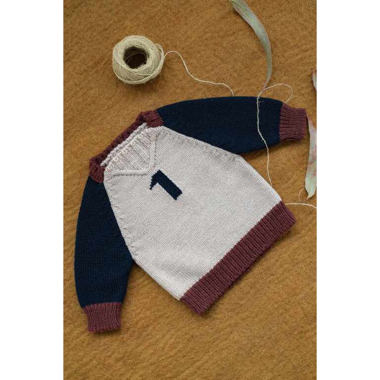 1+ in the family PATRICK trui kind Tortora bruin sweater