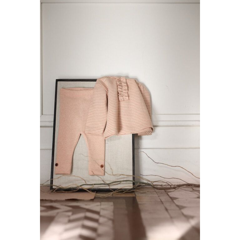 1+ in the family SINA legging kind roze broekje