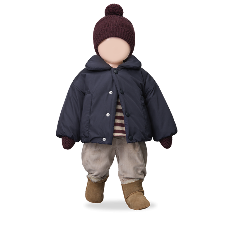 1+ in the family ERNA-BB muts baby Melanzana paars beanie