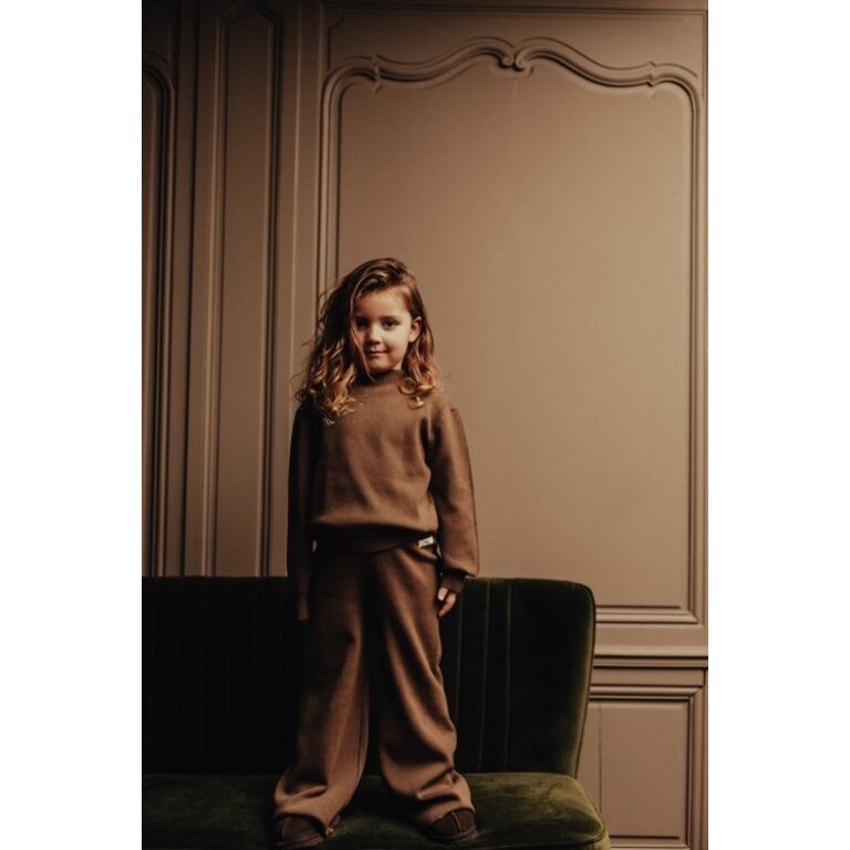 Baje Studio Cevio | Knitted sweater | Brown cacao