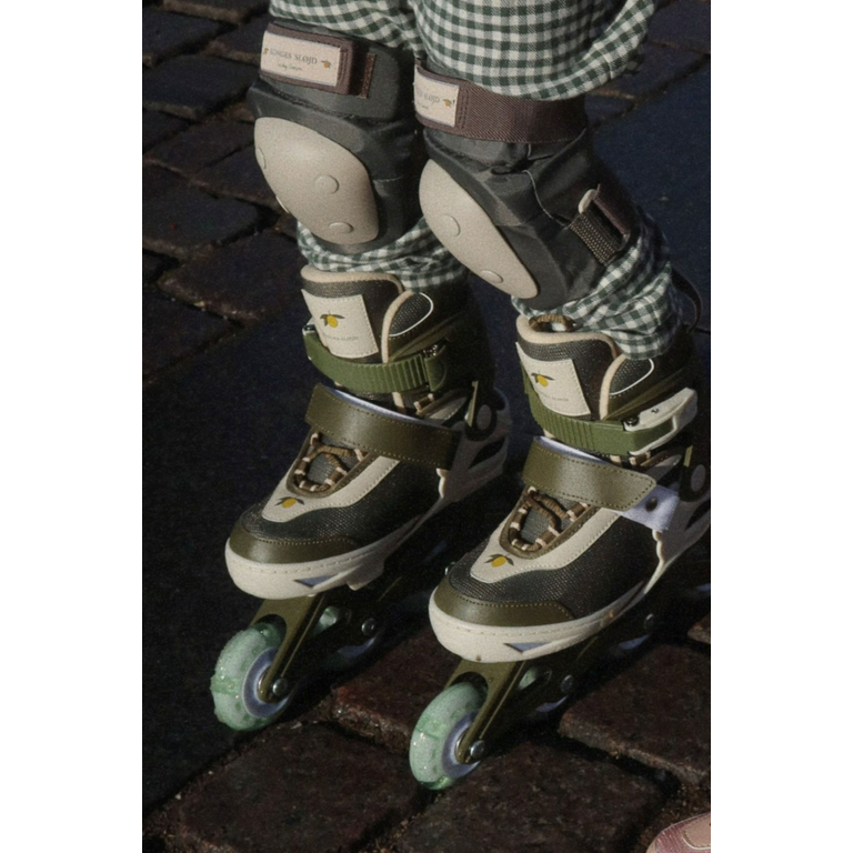 Konges Sløjd Skeelers | Light Up Roller Skates | Kalamata| Konges