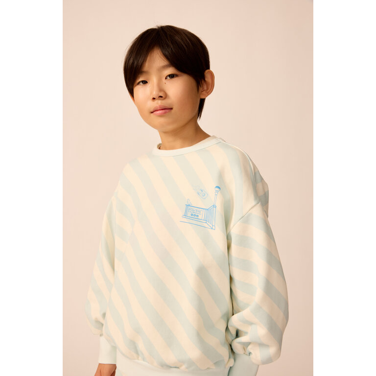 The Sunday Collective The Sunday Collective sweatshirt kind Organic Weekend Sweatshirt Sky Blue Stripe lichtblauw gestreept