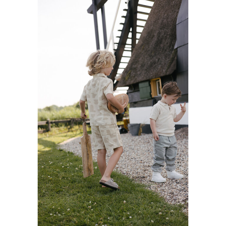 Levv LEVV korte broek jongen Bouwe short AOP Sand Graphic zand met print