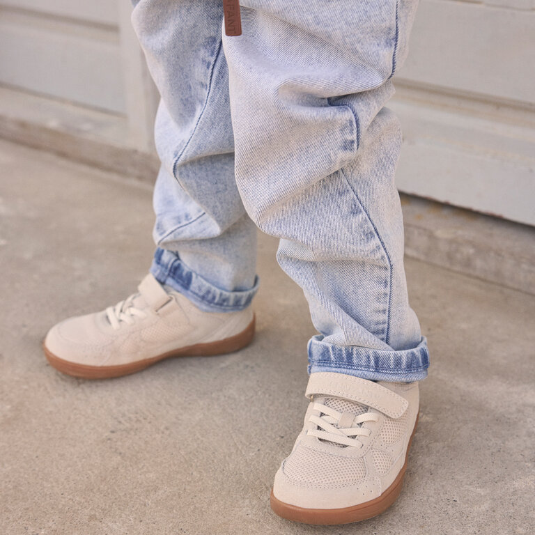 EN FANT EN FANT jeans jongen Denim spijkerbroek blauw. Valt groot.
