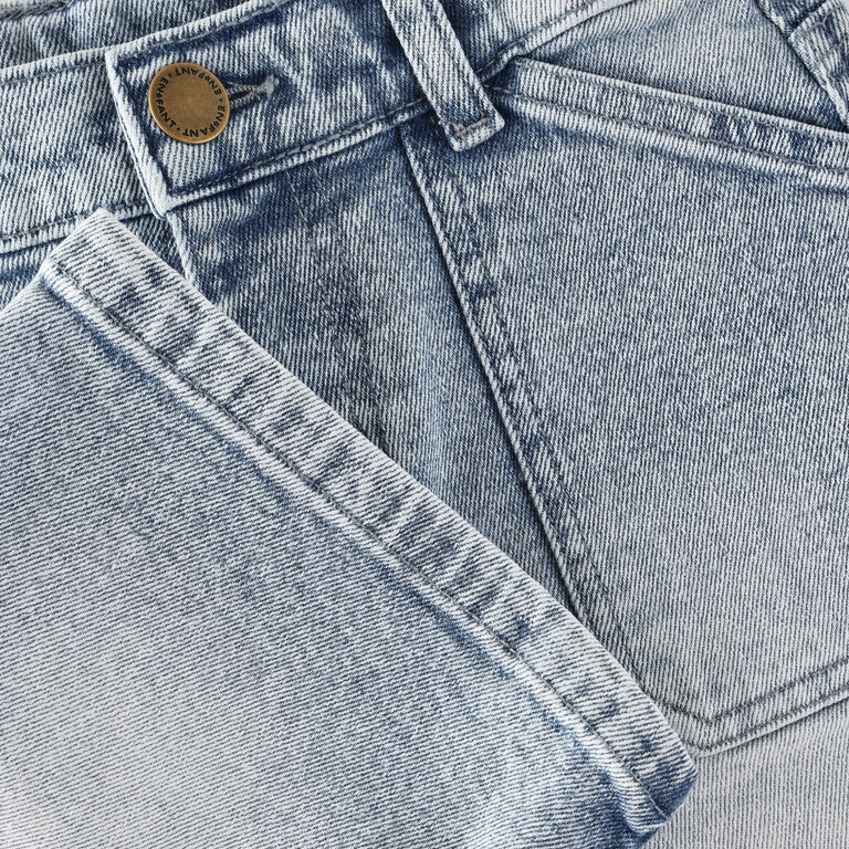 EN FANT EN FANT korte broek jongen Denim Bermuda short lichtblauw. Valt groot.
