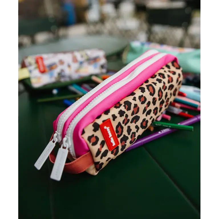 Hello Hossy  Hello Hossy etui kind Leopard #7 (luipaardprint)