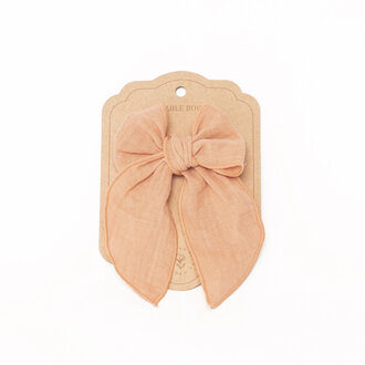 Mrs Ertha Fable Bow Clip | Blush