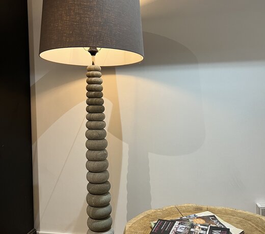 Landelijke en industriële vloerlampen