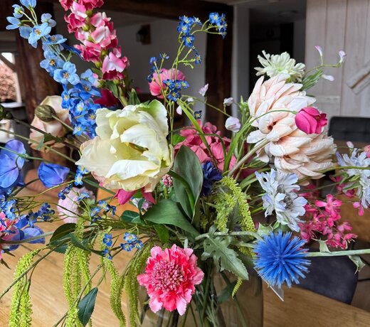 Kunstboeketten – Prachtige en kleurrijke zijdebloemen