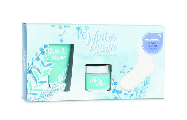 Coffret cadeau pour le bain « Charme d'hiver » avec chaussettes pelucheuses Coffret cadeau pour le bain « Charme d'hiver » avec chaussettes pelucheuses