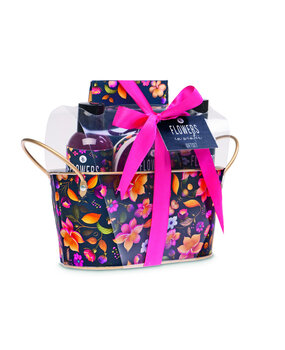 Flowers in Winter bath gift set in pewter bucket Flowers in Winter bath gift set in pewter bucket