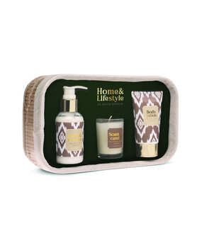 Home & Lifestyle badgeschenkset in bamboo mand met linnen voering Home & Lifestyle badgeschenkset in bamboo mand met linnen voering