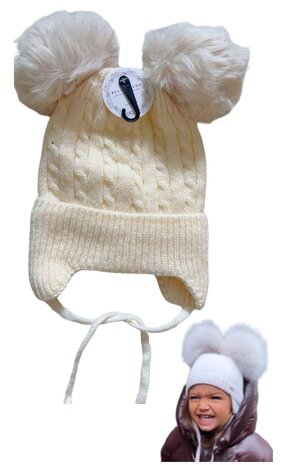 BellaBelga - Belgisch merk Kids' hat Beige with 2 large pom-poms (with fleece lining) BellaBelga - Belgisch merk Kids' hat Beige with 2 large pom-poms (with fleece lining)
