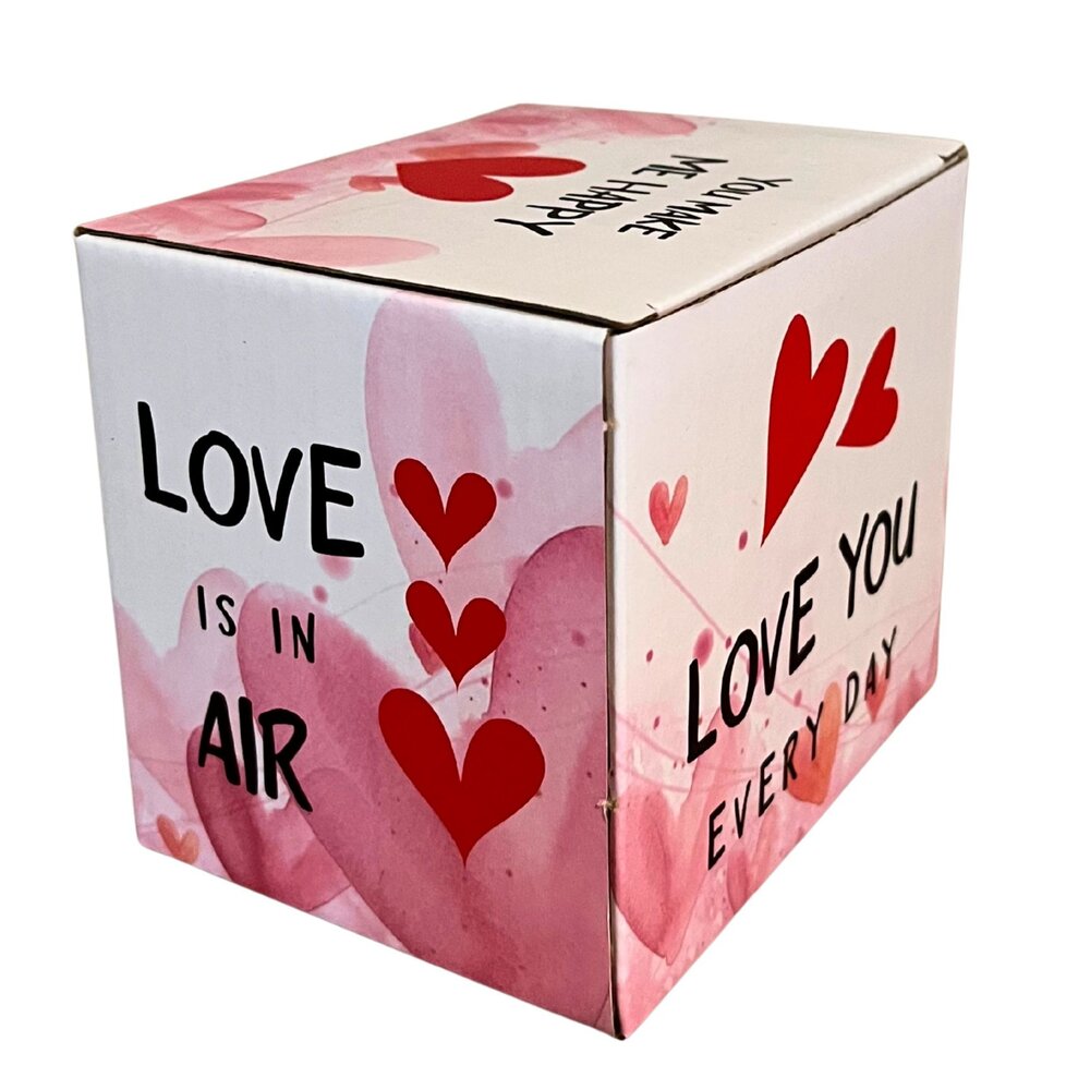Mok Love met glitter hartjes – 4 assortie Mok Love met glitter hartjes – 4 assortie