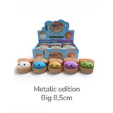 Présentoir de 12 pièces - Squishy Dumpling: Metallic 8,5 CM Présentoir de 12 pièces - Squishy Dumpling: Metallic 8,5 CM