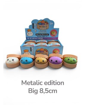 Display van 12 stuks - Squishy Dumpling: Metallic 8,5 CM Display van 12 stuks - Squishy Dumpling: Metallic 8,5 CM