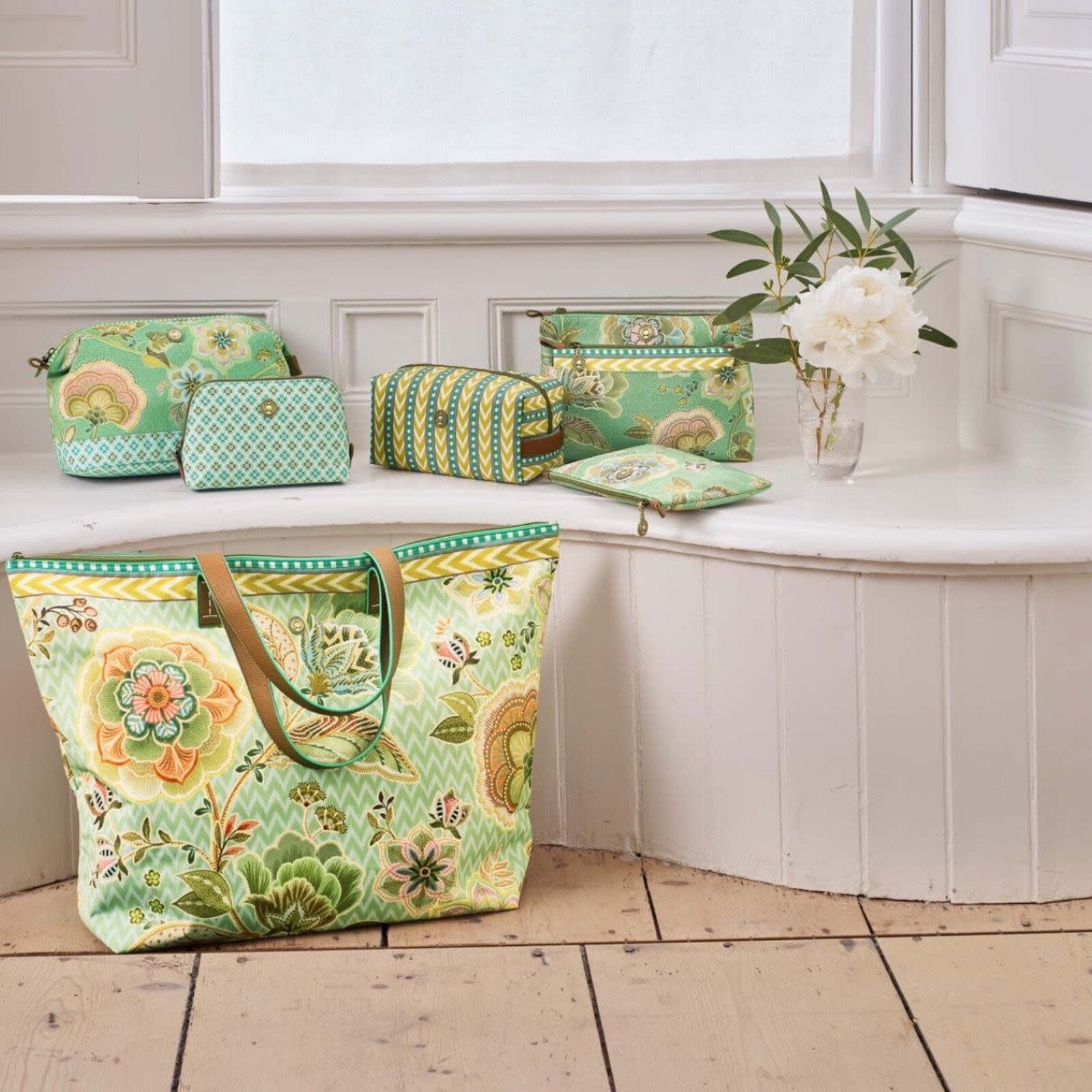 Pip Studio Caryn Cosmetic Bags Combi Matata Green