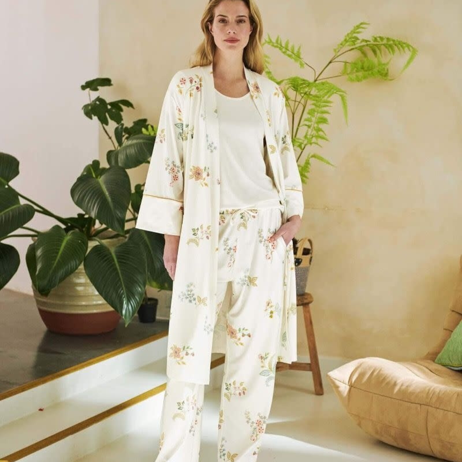 Pip Studio Naomi Kimono Blossom Chique White