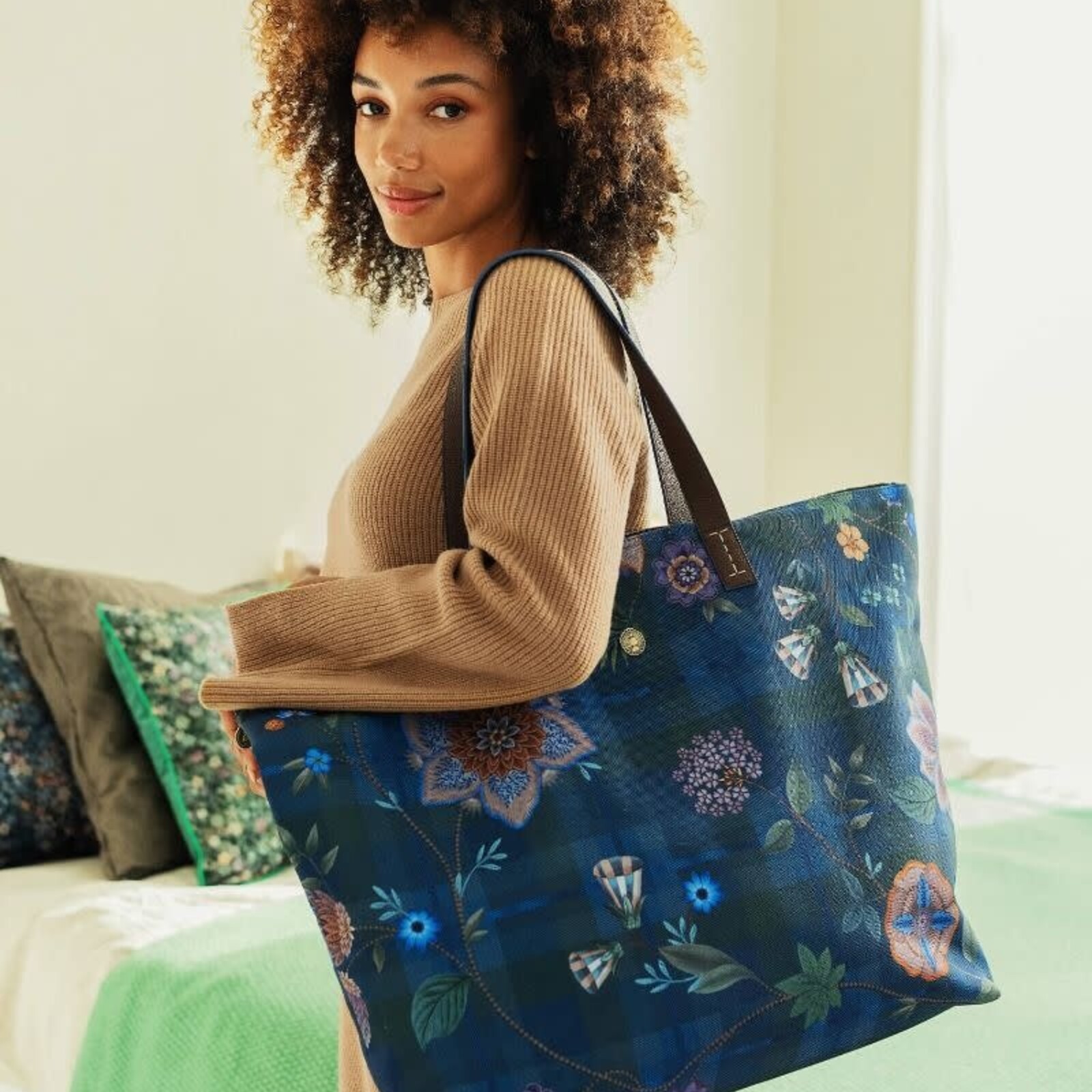 Pip Studio Tilda Tote Bag Flores Felices Donkerblauw