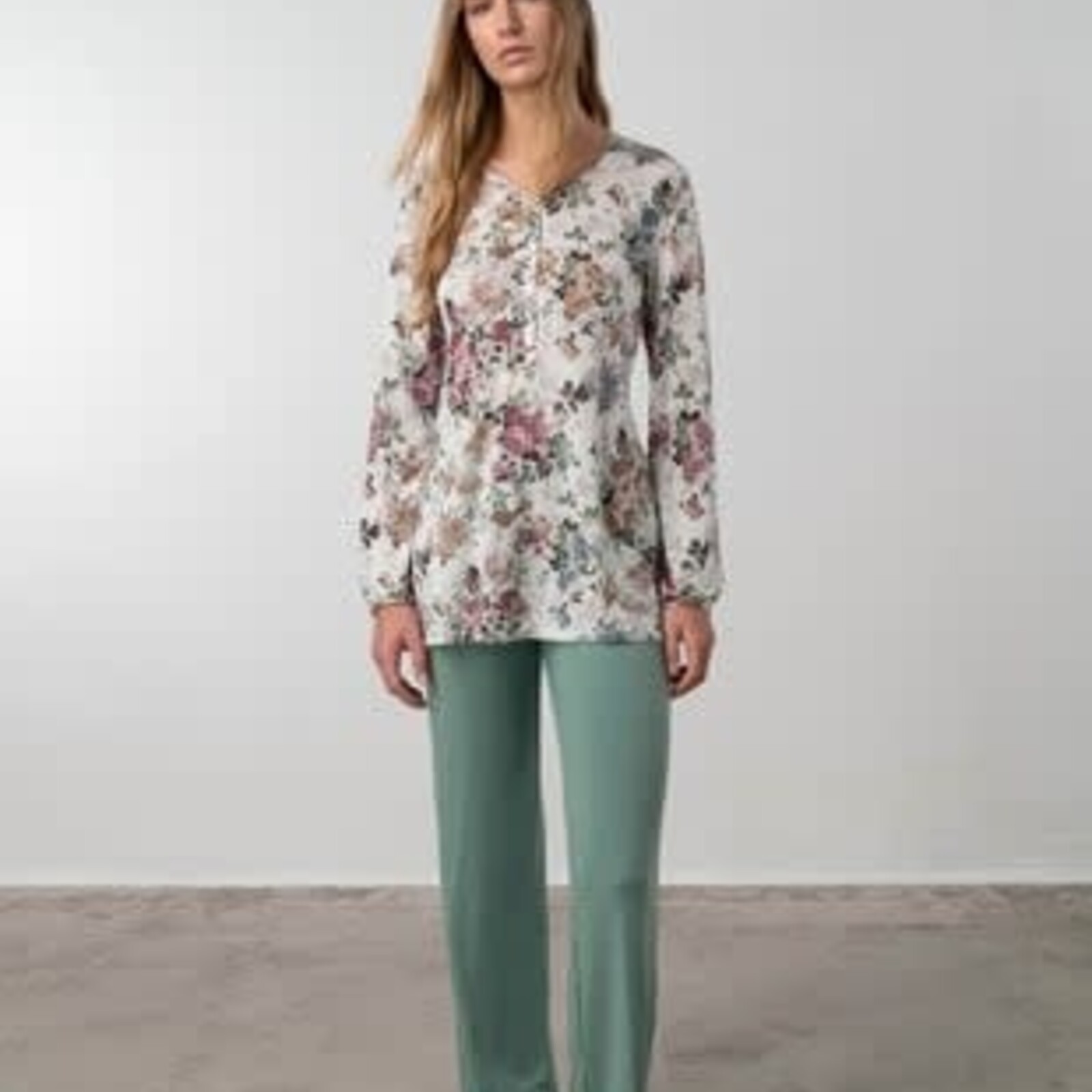 Vamp Pyjama bloemen