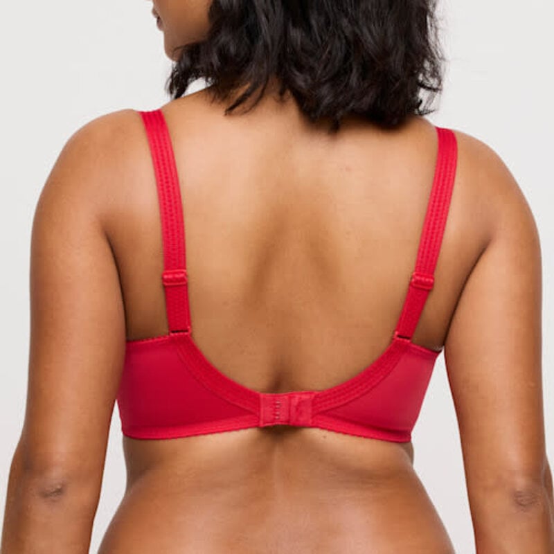 Montara True Red