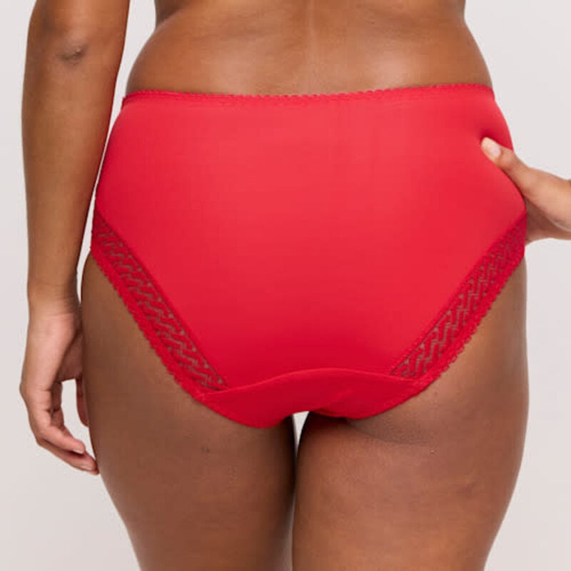 Montara True Red