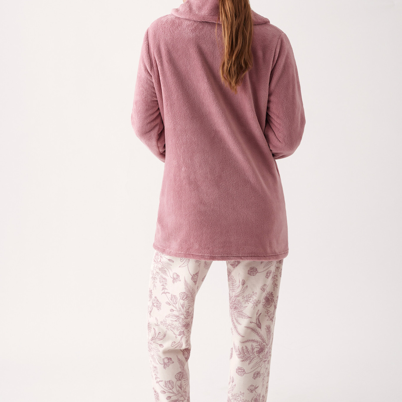 Promise Driedelige Pyjama Lange broek met lange mouwen en kamerjas met rits