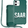 Coverzs Coverzs Funda con cuerda de silicona iPhone 11 (verde oscuro) - Nombre + Nombre Coverzs Coverzs Funda con cuerda de silicona iPhone 11 (verde oscuro) - Nombre + Nombre